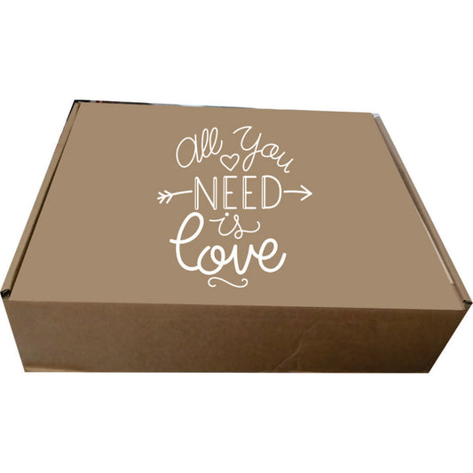10 Maletín Kraft All You Need Is Love Med.41x32x11cm