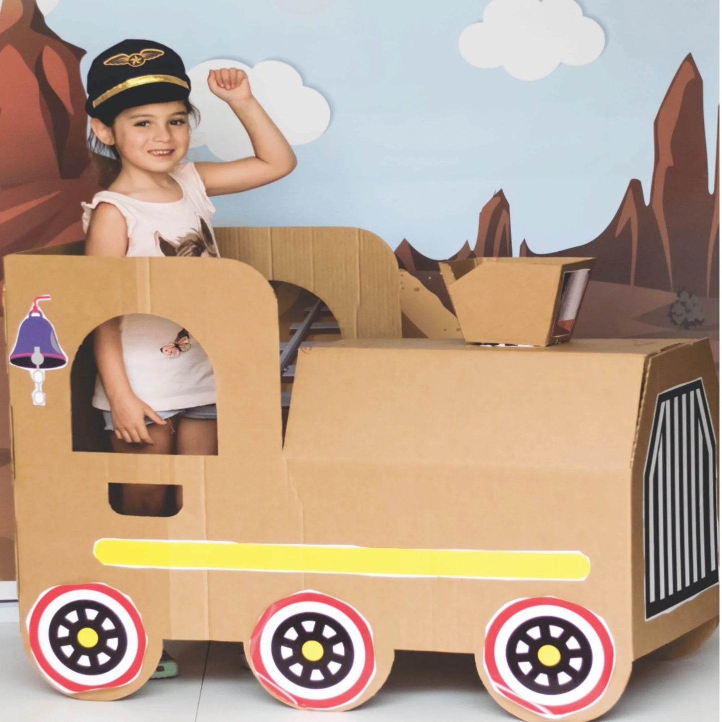 tren de carton corrugado juguete 
